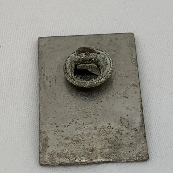 Vintage 1997 Marlins Yankees Inaugural Series Play Offs Lapel Pin - Picture 2 of 8